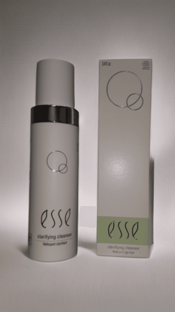 C4 Esse Clarifying detoksikuojantis probleminės veido odos valymo gelis 100ml